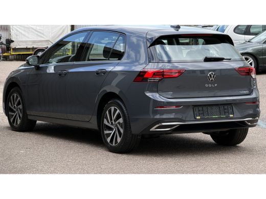 Volkswagen Golf 1.4 eHybrid ActivLease financial lease