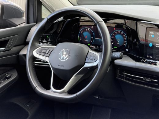Volkswagen Golf 1.4 eHybrid ActivLease financial lease
