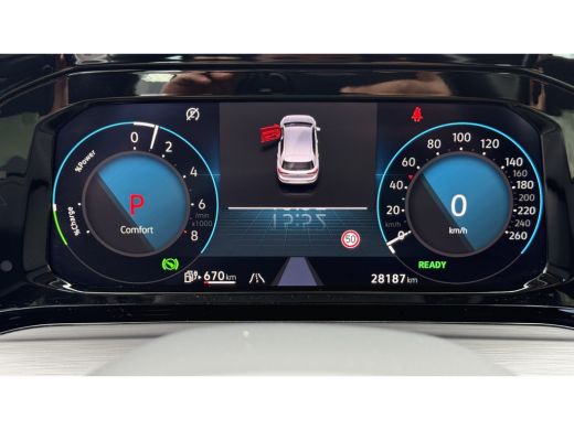 Volkswagen Golf 1.4 eHybrid ActivLease financial lease