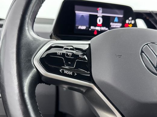 Volkswagen ID.3 First 58 kWh | 18" | Adaptieve Cruise | Stoel/Stuurverwarming | Parkeerverwarming | PDC V+A | Cli... ActivLease financial lease