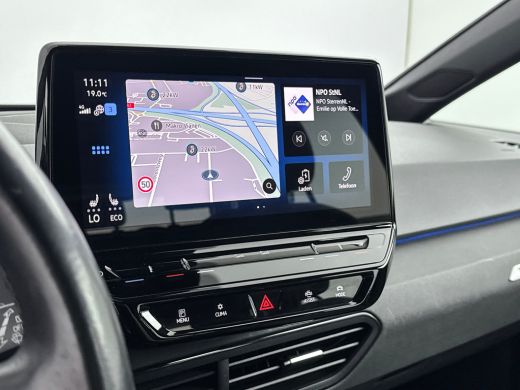 Volkswagen ID.3 First 58 kWh | 18" | Adaptieve Cruise | Stoel/Stuurverwarming | Parkeerverwarming | PDC V+A | Cli... ActivLease financial lease