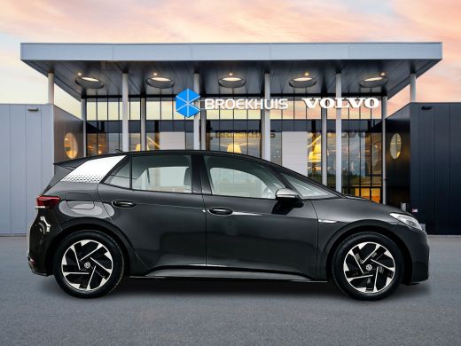 Volkswagen ID.3 First 58 kWh | 18" | Adaptieve Cruise | Stoel/Stuurverwarming | Parkeerverwarming | PDC V+A | Cli... ActivLease financial lease