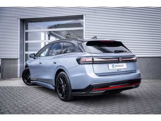 Volkswagen ID.7 Limited Edition Plus | Koplampverlichting LED Matrix (IQ.Light) | Sfeerverlichting interieur (30 ... ActivLease financial lease