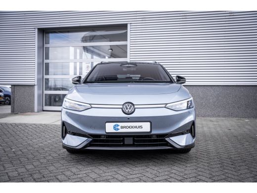 Volkswagen ID.7 Limited Edition Plus | Koplampverlichting LED Matrix (IQ.Light) | Sfeerverlichting interieur (30 ... ActivLease financial lease
