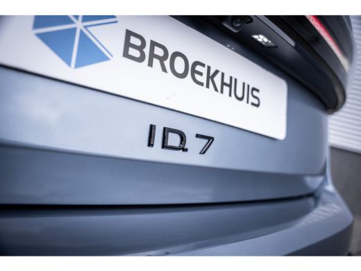 Volkswagen ID.7 Limited Edition Plus | Koplampverlichting LED Matrix (IQ.Light) | Sfeerverlichting interieur (30 ... ActivLease financial lease