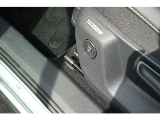 Volkswagen Tayron R-Line Edition | 'App-Connect' draadloze smartphone integratie | Automatische afstandsregeling (A... ActivLease financial lease