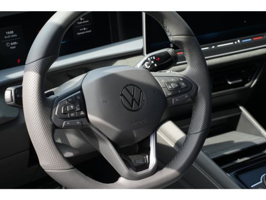 Volkswagen Tayron R-Line Edition | 'App-Connect' draadloze smartphone integratie | Automatische afstandsregeling (A... ActivLease financial lease