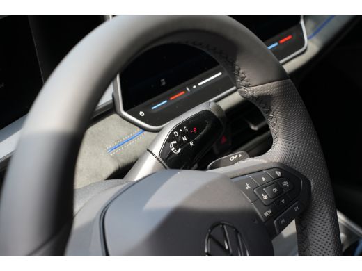 Volkswagen Tayron R-Line Edition | 'App-Connect' draadloze smartphone integratie | Automatische afstandsregeling (A... ActivLease financial lease