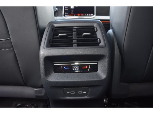 Volkswagen Tiguan Life Edition - eHybrid | 'App-Connect' draadloze smartphone integratie | Automatische afstandsreg... ActivLease financial lease