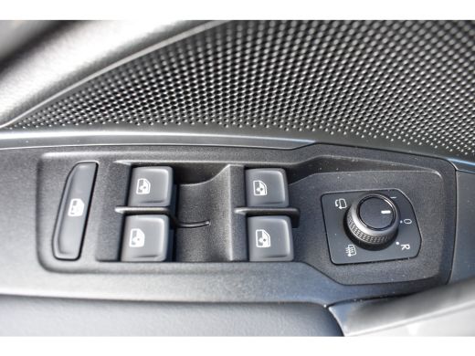 Volkswagen Tiguan Life Edition - eHybrid | 'App-Connect' draadloze smartphone integratie | Automatische afstandsreg... ActivLease financial lease