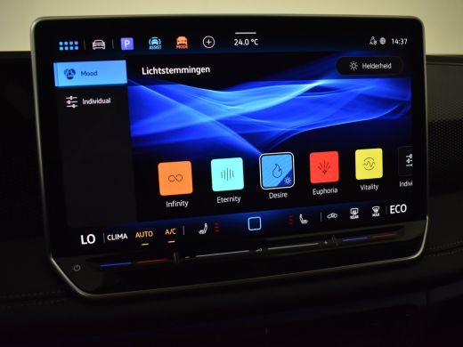 Volkswagen Tiguan Life Edition - eHybrid | 'App-Connect' draadloze smartphone integratie | Automatische afstandsreg... ActivLease financial lease