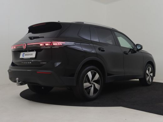 Volkswagen Tiguan Life Edition - eHybrid | 'App-Connect' draadloze smartphone integratie | Automatische afstandsreg... ActivLease financial lease
