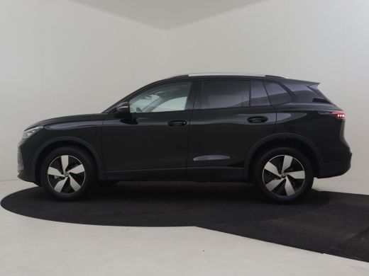 Volkswagen Tiguan Life Edition - eHybrid | 'App-Connect' draadloze smartphone integratie | Automatische afstandsreg... ActivLease financial lease