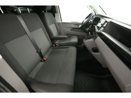 Volkswagen Transporter 2.0 TDI L2H1 150PK | Automaat | Airco | Camera | Cruise | 3 Zits | Trekhaak | Carplay | 2xSchuifdeur ActivLease financial lease