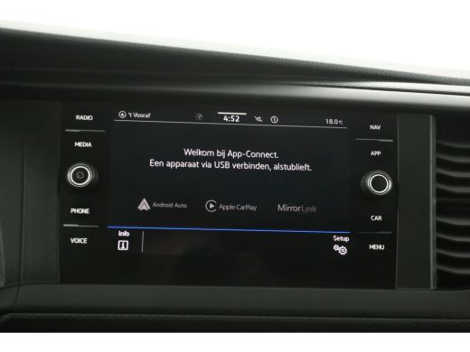 Volkswagen Transporter 2.0 TDI L2H1 150PK | Automaat | Airco | Camera | Cruise | 3 Zits | Trekhaak | Carplay | 2xSchuifdeur ActivLease financial lease