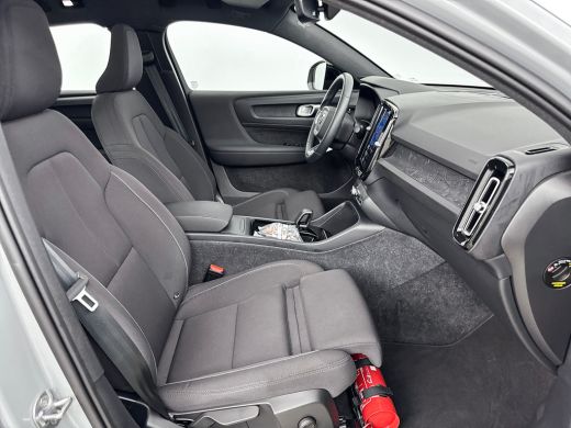 Volvo  C40 Single Motor Extended Range Plus 82 kWh | 19" Allseason | Adaptieve Cruise | BLIS | Stoel/Stuurve... ActivLease financial lease