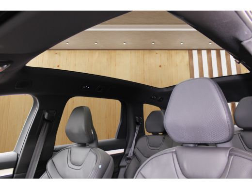 Volvo  EX90 Twin Motor Performance Ultra 7p. 106 kWh | Luchtvering | Bowers & Wilkins | Verwarmde Voor + Acht... ActivLease financial lease