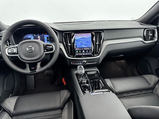 Volvo  V60 T8 Recharge Plus Dark | 18" | Panoramadak | Head-Up | Trekhaak | Elektr. verst. Sportstoelen | 36... ActivLease financial lease