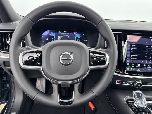 Volvo  V60 T8 Recharge Plus Dark | 18" | Panoramadak | Head-Up | Trekhaak | Elektr. verst. Sportstoelen | 36... ActivLease financial lease