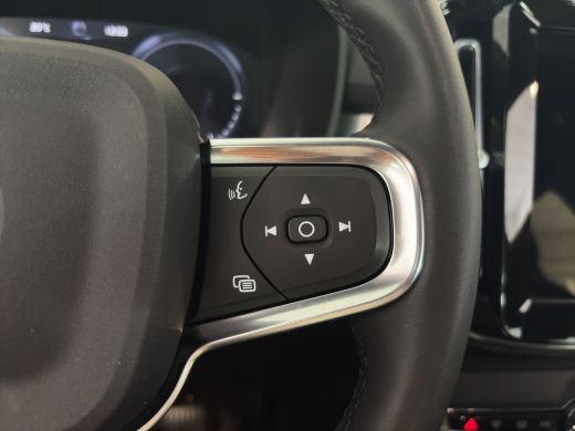 Volvo  XC40 1.5 T4 Recharge Inscription Expression | Harman kardon | Carplay | Camera | Keyless entry / start | ActivLease financial lease