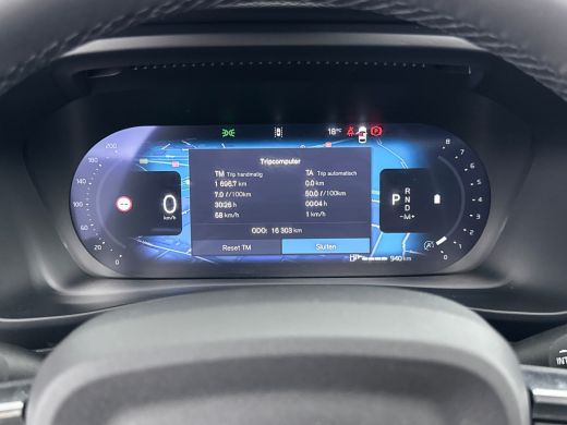 Volvo  XC40 B4 Plus Dark | 19" Allseason | Panoramadak | Leder/Nubuck | Trekhaak | Harman Kardon | Elektr. ve... ActivLease financial lease