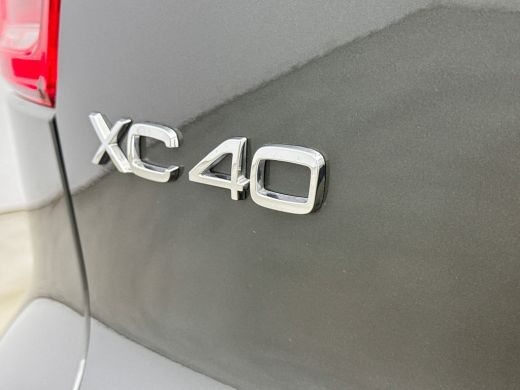 Volvo  XC40 B4 Plus Dark | 19" Allseason | Panoramadak | Leder/Nubuck | Trekhaak | Harman Kardon | Elektr. ve... ActivLease financial lease