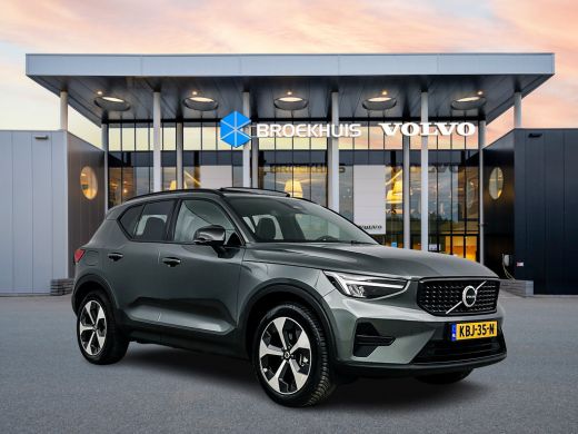Volvo  XC40 B4 Plus Dark | 19" Allseason | Panoramadak | Leder/Nubuck | Trekhaak | Harman Kardon | Elektr. ve... ActivLease financial lease