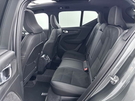 Volvo  XC40 B4 Plus Dark | 19" Allseason | Panoramadak | Leder/Nubuck | Trekhaak | Harman Kardon | Elektr. ve... ActivLease financial lease