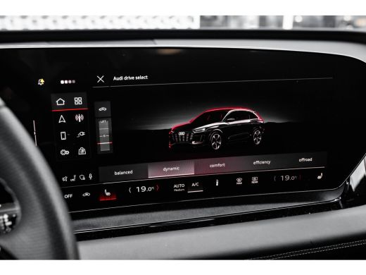 Audi Q6 e-tron edition 83 kWh | Panoramadak | Luchtvering | Trekhaak | Memory | 360 Camera | Leder | ActivLease financial lease