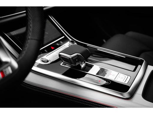 Audi Q7 55 TFSI e quattro Pro Line S 394PK | | Leder valcona met S-logo | Panoramadak | Achterbank plus |... ActivLease financial lease