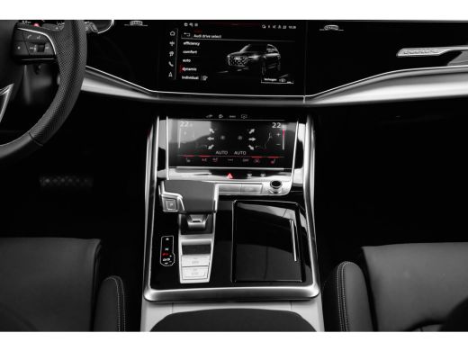 Audi Q7 55 TFSI e quattro Pro Line S 394PK | | Leder valcona met S-logo | Panoramadak | Achterbank plus |... ActivLease financial lease