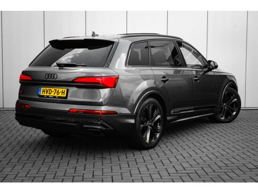 Audi Q7 55 TFSI e quattro Pro Line S 394PK | | Leder valcona met S-logo | Panoramadak | Achterbank plus |... ActivLease financial lease