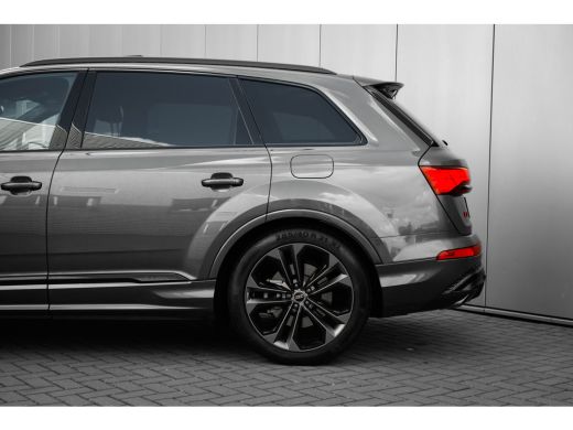 Audi Q7 55 TFSI e quattro Pro Line S 394PK | | Leder valcona met S-logo | Panoramadak | Achterbank plus |... ActivLease financial lease