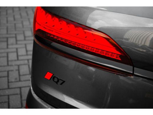Audi Q7 55 TFSI e quattro Pro Line S 394PK | | Leder valcona met S-logo | Panoramadak | Achterbank plus |... ActivLease financial lease