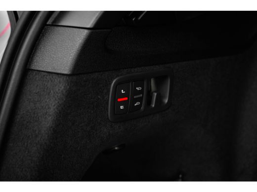 Audi Q7 55 TFSI e quattro Pro Line S 394PK | | Leder valcona met S-logo | Panoramadak | Achterbank plus |... ActivLease financial lease