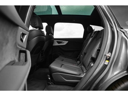 Audi Q7 55 TFSI e quattro Pro Line S 394PK | | Leder valcona met S-logo | Panoramadak | Achterbank plus |... ActivLease financial lease