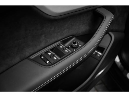 Audi Q7 55 TFSI e quattro Pro Line S 394PK | | Leder valcona met S-logo | Panoramadak | Achterbank plus |... ActivLease financial lease