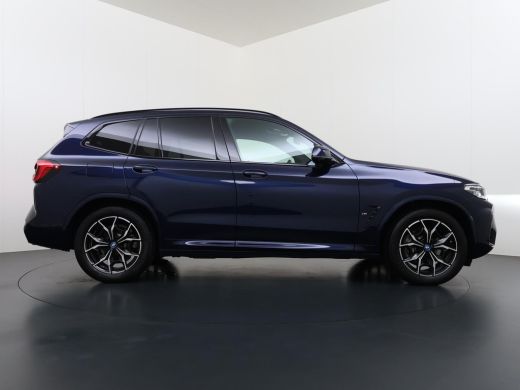 BMW X3 xDrive30e VAN: 49.900,- VOOR: 45.877,- UW HERFSTVOORDEEL: 4.023,- APPLE CAR./ANDROID AUTO | ELECT... ActivLease financial lease
