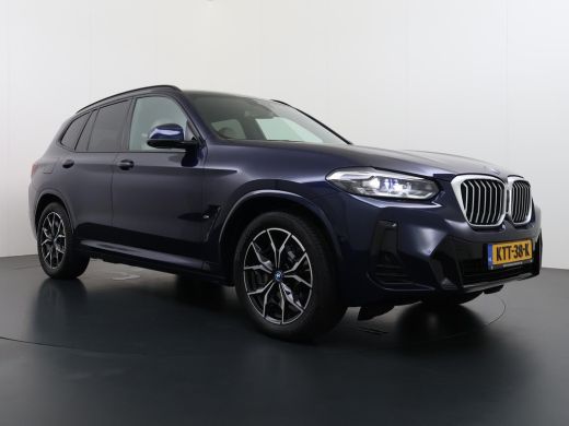 BMW X3 xDrive30e VAN: 49.900,- VOOR: 45.877,- UW HERFSTVOORDEEL: 4.023,- APPLE CAR./ANDROID AUTO | ELECT... ActivLease financial lease