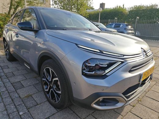 Citroën &euml;-C4 Feel Pack 50 kWh CARPLAY | STUUR+ STOEL+ VOORRUIT VERWARMING | CAMERA | ADAPTIVE CRUISE ActivLease financial lease