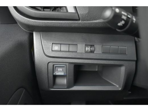 Citroën &euml;-Jumpy L2 136 75 kWh Tot 8 Jaar Garantie! | Parkeersensoren | Cruise Control | Airco | Bluetooth | !! ActivLease financial lease