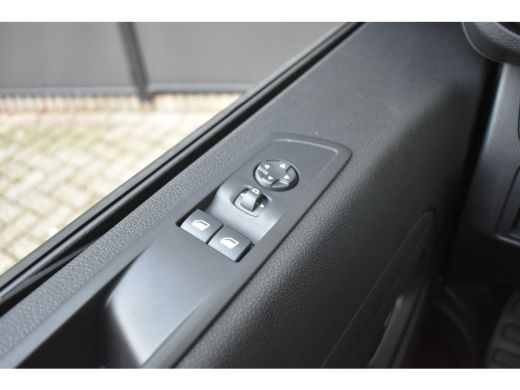 Citroën &euml;-Jumpy L2 136 75 kWh Tot 8 Jaar Garantie! | Parkeersensoren | Cruise Control | Airco | Bluetooth | !! ActivLease financial lease