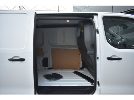 Citroën &euml;-Jumpy L2 136 75 kWh Tot 8 Jaar Garantie! | Parkeersensoren | Cruise Control | Airco | Bluetooth | !! ActivLease financial lease