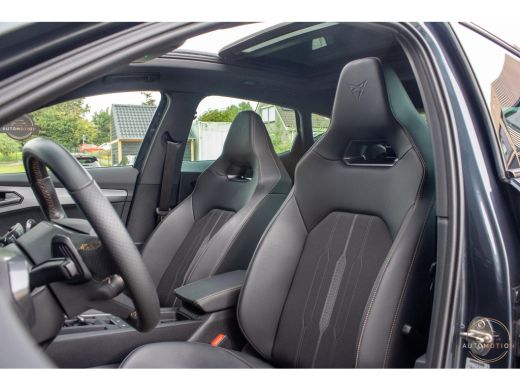 CUPRA Formentor 1.4 e-Hybrid VZ Copper Edition PANO CAMERA SFEERVERLICHTING CARPLAY ActivLease financial lease