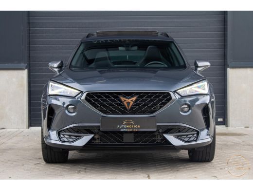 CUPRA Formentor 1.4 e-Hybrid VZ Copper Edition PANO CAMERA SFEERVERLICHTING CARPLAY ActivLease financial lease
