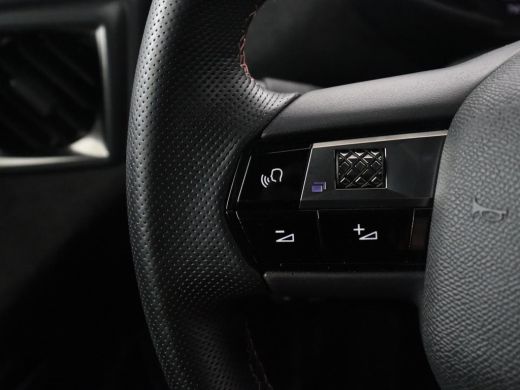 DS DS 3 Crossback 1.2 PureTech Performance Line | Cruisecontrol | Apple Carplay | Parkeerhulp | ActivLease financial lease