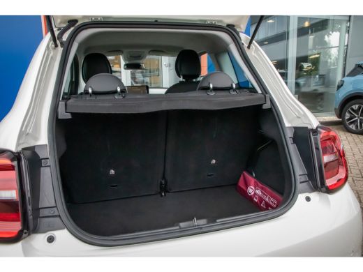 Fiat 500 Icon 42 kWh | Achteruitrijcamera | Cruise Control | Keyless start | Parkeersensoren Voor/Achter |... ActivLease financial lease