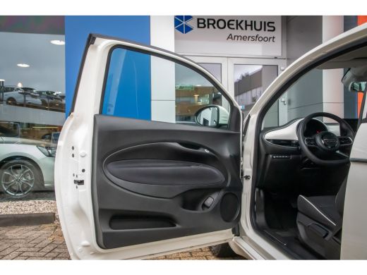 Fiat 500 Icon 42 kWh | Achteruitrijcamera | Cruise Control | Keyless start | Parkeersensoren Voor/Achter |... ActivLease financial lease