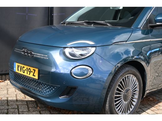 Fiat 500e Icon 42kWh 97,65%SOH! | Navi by App | Achteruitrijcamera | Stoelverwarming | DAB | Cruise Control... ActivLease financial lease