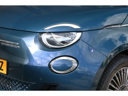 Fiat 500e Icon 42kWh 97,65%SOH! | Navi by App | Achteruitrijcamera | Stoelverwarming | DAB | Cruise Control... ActivLease financial lease